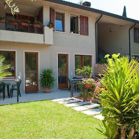 Casa Facchinetti Yellow Apartment Malcesine Exterior photo